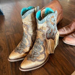 Corral ankle cowboy boots with fringe